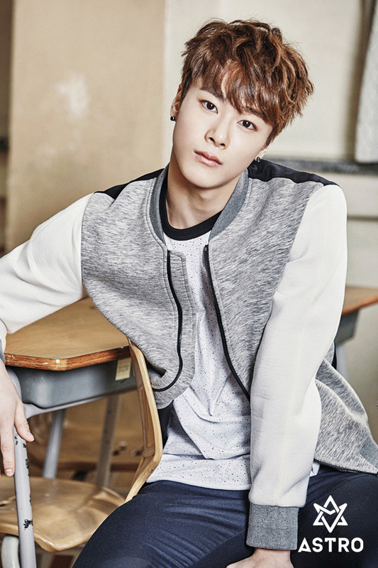 ASTRO_1ST_munbin3.jpg